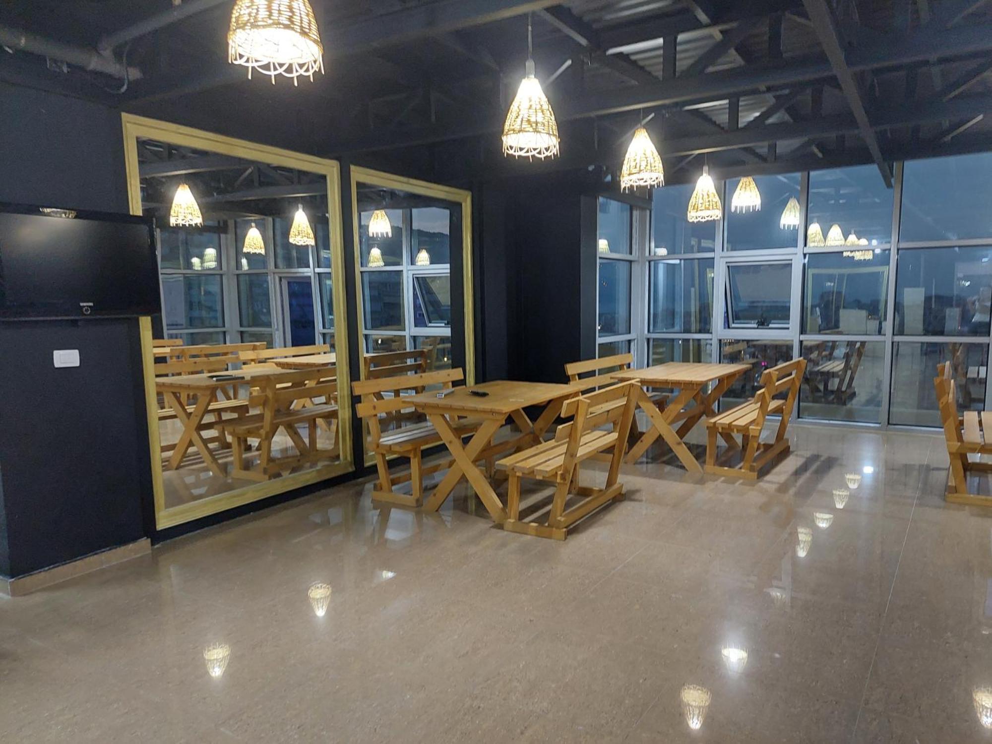 Saranda Boutique Hostel Exterior photo